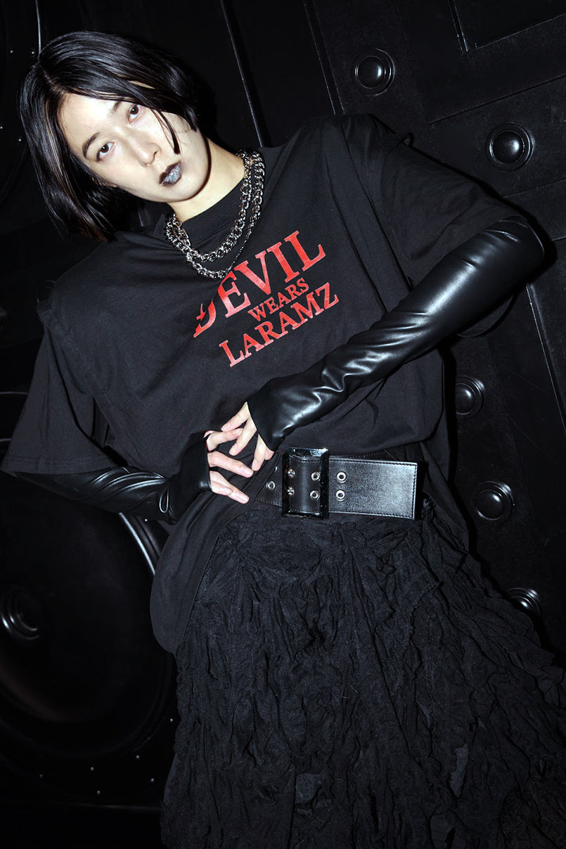 Devil wears Laramz T-Shirt