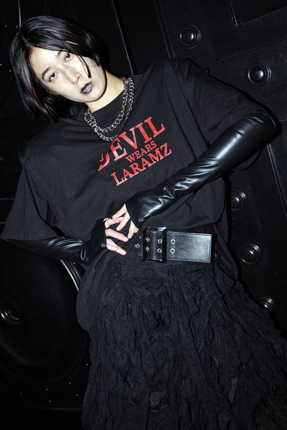 Devil wears Laramz T-Shirt